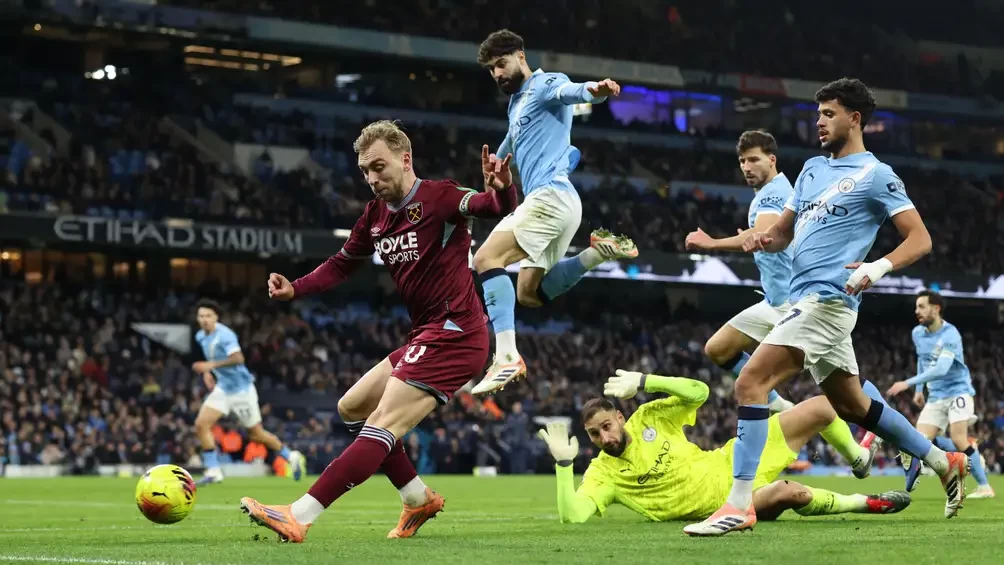 بالصور : مانشستر سيتي يقفز إلى صدارة البريميرليج مؤقتًا بثلاثية أمام وست هام