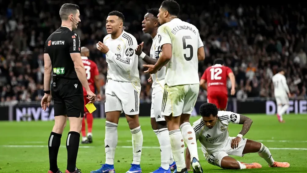 بالصور : سلسلة الانتصارات عادت.. ريال مدريد يعبر فخ إشبيلية ويطارد برشلونة